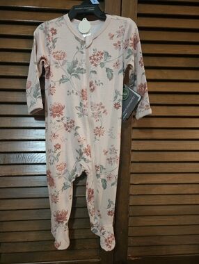 NWT Modern Moments By Gerber Floral Sleep & Play Footed One Piece 3-6M